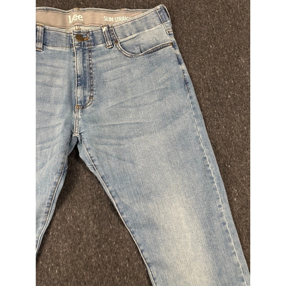 Lee Jeans Mens 38x30 Light Wash Slim Straight Stretch Denim Pants 2161535 - Picture 2 of 8